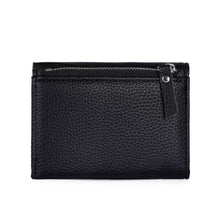 画像をギャラリービューアに読み込む, 【2026春のビッグセール開催！】紙幣と小銭を収納できる本革の二つ折り財布。お札と小銭のポケットが同じ方向を向いているので、コンパクトでスタイリッシュなので、ギフトにも最適です。
